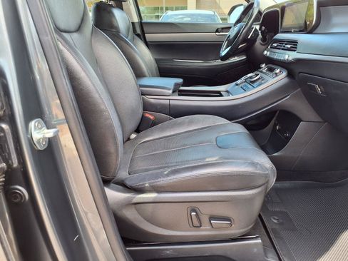 Used 2021 Hyundai Palisade SEL w/ Premium Package FWD image 11