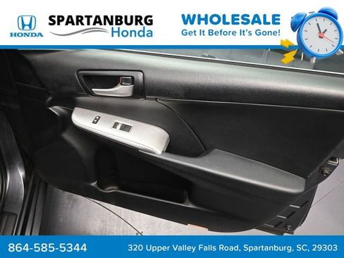 Used 2014 Toyota Camry SE image 20