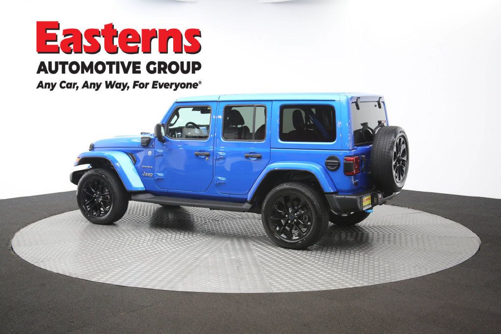 Used 2024 Jeep Wrangler Unlimited Sahara w/ Technology Group AWD/4WD image 66