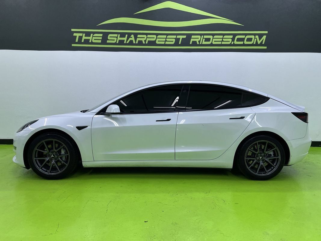Used 2021 Tesla Model 3 Standard Range Plus RWD image 6