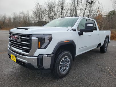 New 2026 GMC Sierra 3500 SLE