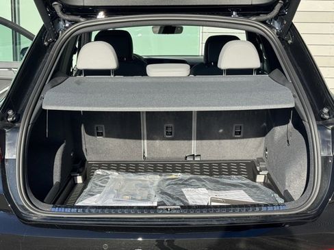 New 2025 Audi Q3 2.0T Premium image 14