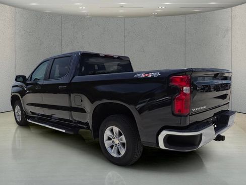 Used 2023 Chevrolet Silverado 1500 LT w/ Protection Package AWD/4WD image 7