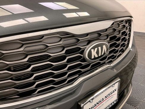Used 2020 Kia Sorento EX image 25