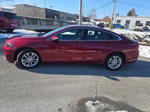 Used 2018 Chevrolet Malibu LT image 7
