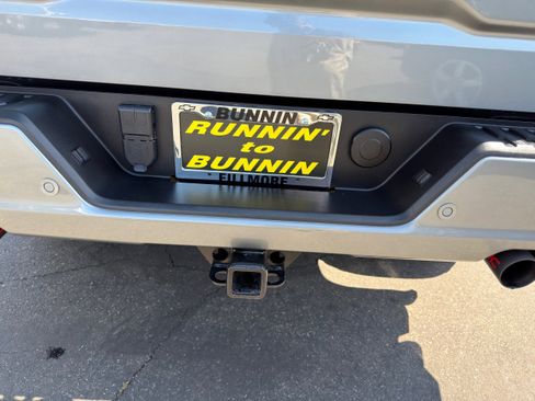 Used 2024 GMC Sierra 1500 AT4 w/ Technology Package image 16