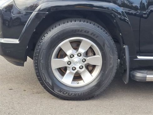 Used 2013 Toyota 4Runner SR5 image 28