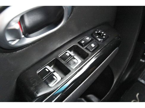 Used 2018 Kia Soul ! image 18