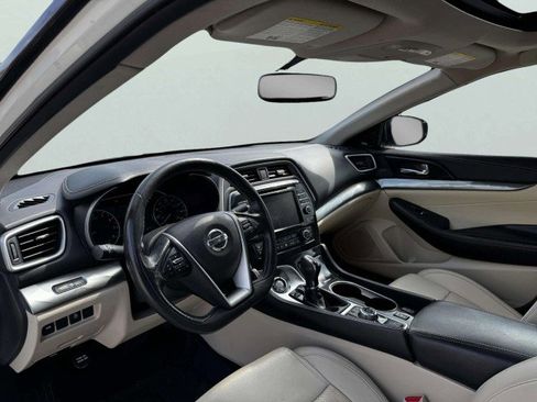 Used 2019 Nissan Maxima 3.5 SL w/ Illumination Package image 20