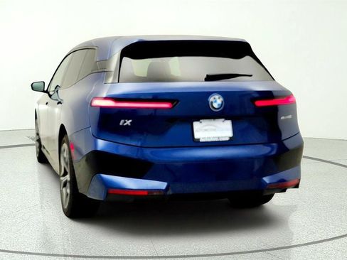 Used 2025 BMW iX xDrive50 w/ Sport Package AWD/4WD image 6