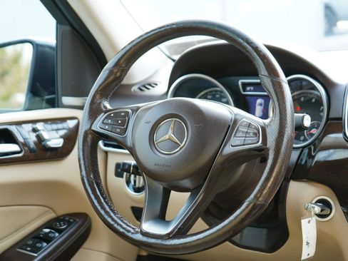 Used 2017 Mercedes-Benz GLE 350 4MATIC image 60