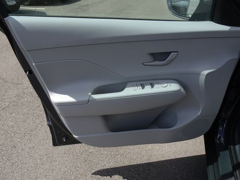 New 2025 Hyundai Kona SEL image 11