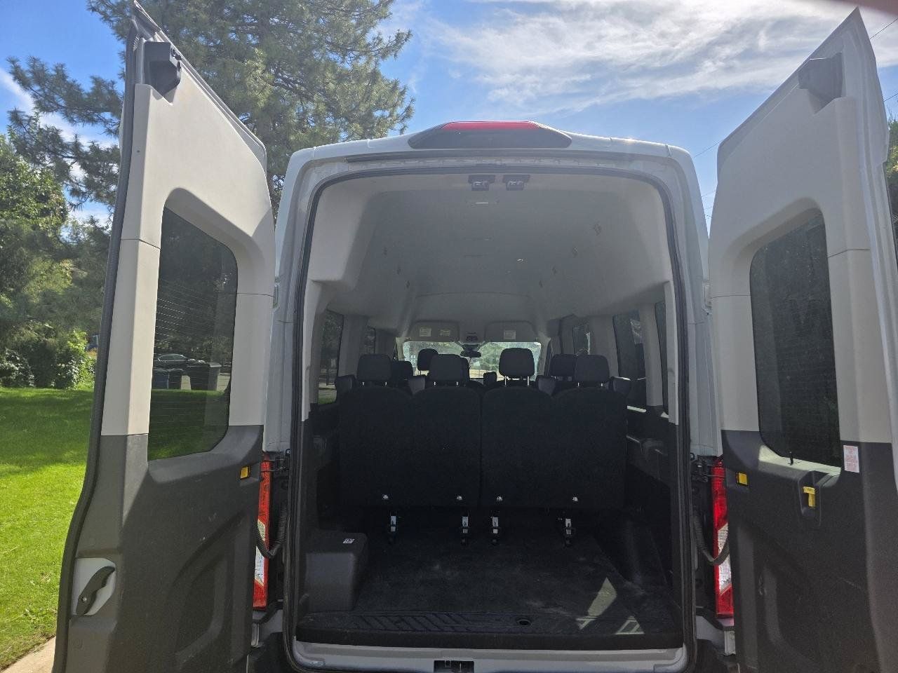 Used 2023 Ford Transit 350 XL AWD/4WD image 9