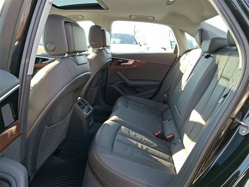 Used 2023 Audi A4 2.0T Premium w/ Convenience Package image 15