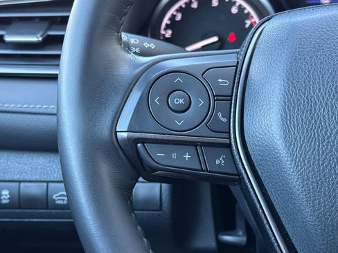 Used 2024 Toyota Camry SE image 25