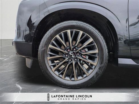 Used 2025 INFINITI QX80 Autograph image 34