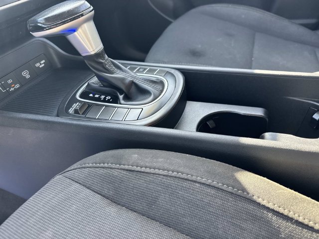 Used 2024 Hyundai Kona SEL FWD image 27