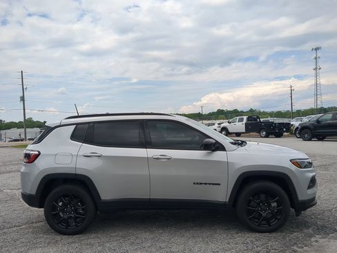 New 2026 Jeep Compass Latitude AWD/4WD image 2
