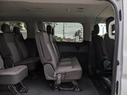 Used 2023 Ford Transit 350 XLT image 17