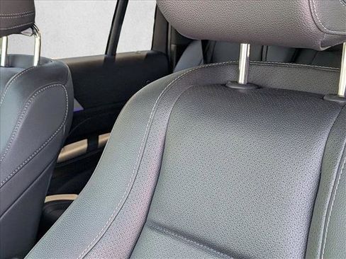 Used 2022 Mercedes-Benz GLS 450 4MATIC image 10