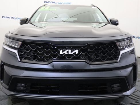 Used 2023 Kia Sorento EX image 13