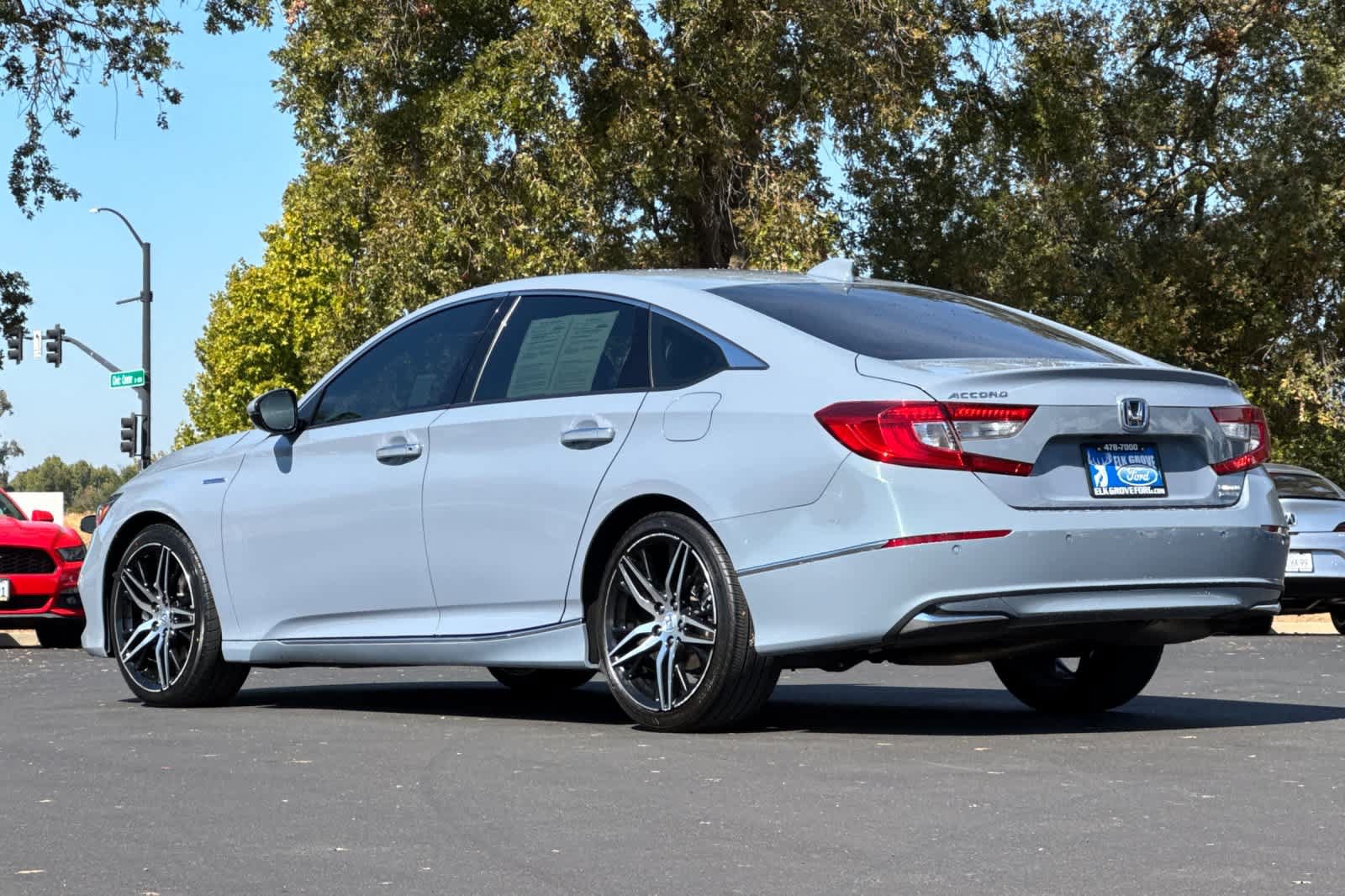 Used 2021 Honda Accord Touring image 6