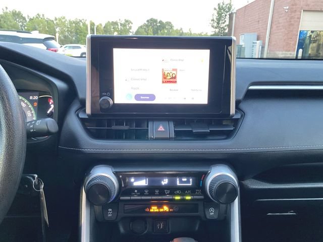 Used 2025 Toyota RAV4 LE FWD image 13