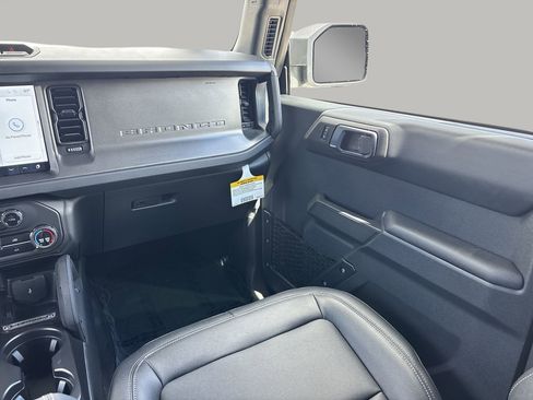 New 2025 Ford Bronco Badlands image 14