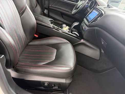 Used 2019 Maserati Ghibli RWD image 24