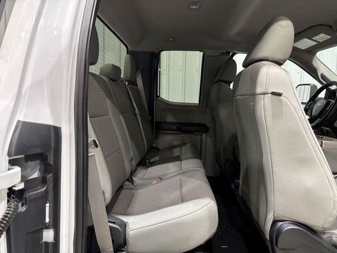 Used 2018 Ford F250 XL w/ Power Equipment Group AWD/4WD image 14