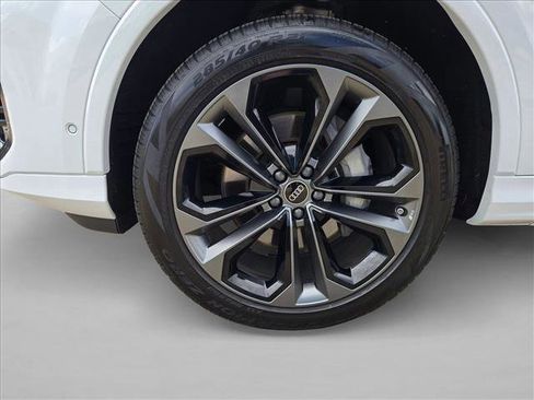 Used 2025 Audi Q7 3.0T Premium Plus w/ Premium Plus Package AWD/4WD image 24