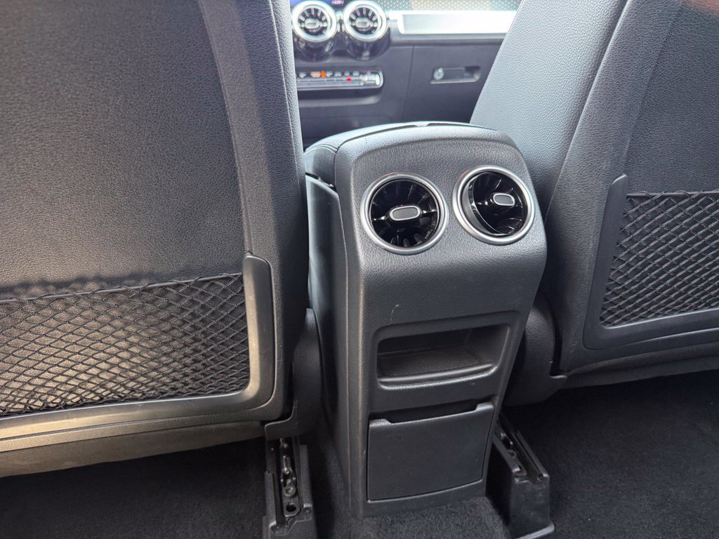 Used 2024 Mercedes-Benz GLB 250 image 26