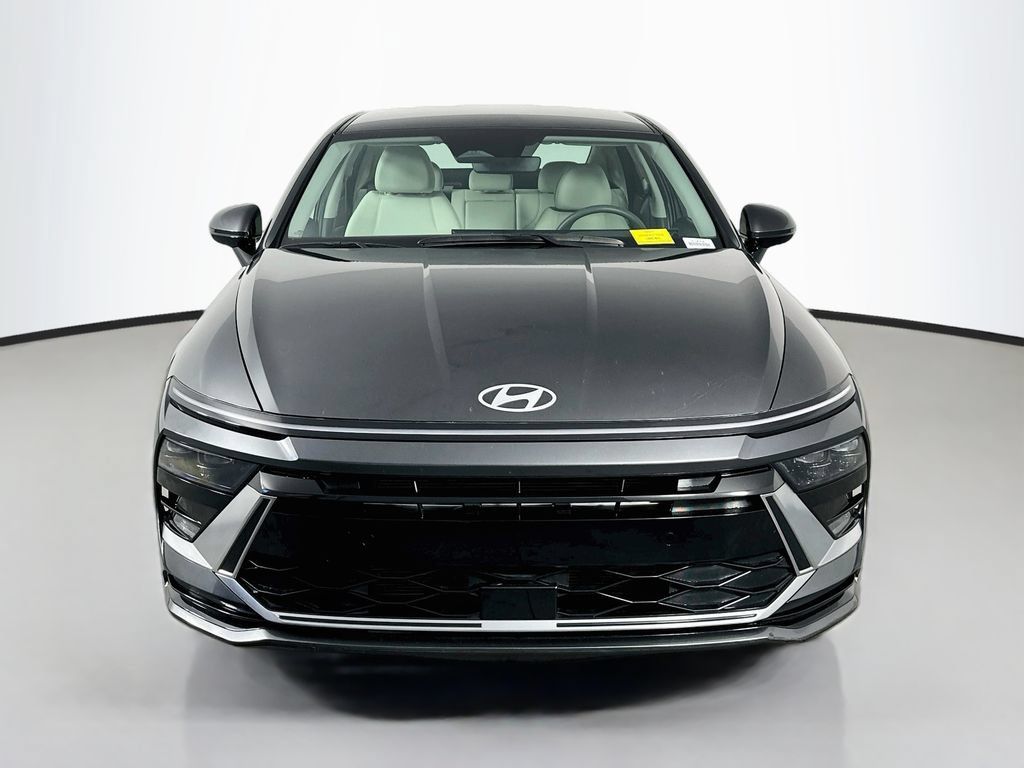 Used 2025 Hyundai Sonata SEL FWD image 2