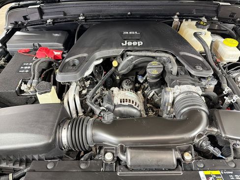 Used 2018 Jeep Wrangler Sport AWD/4WD image 30