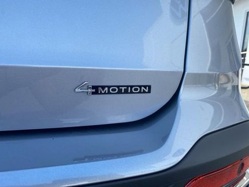 New 2025 Volkswagen Taos SEL AWD/4WD image 23