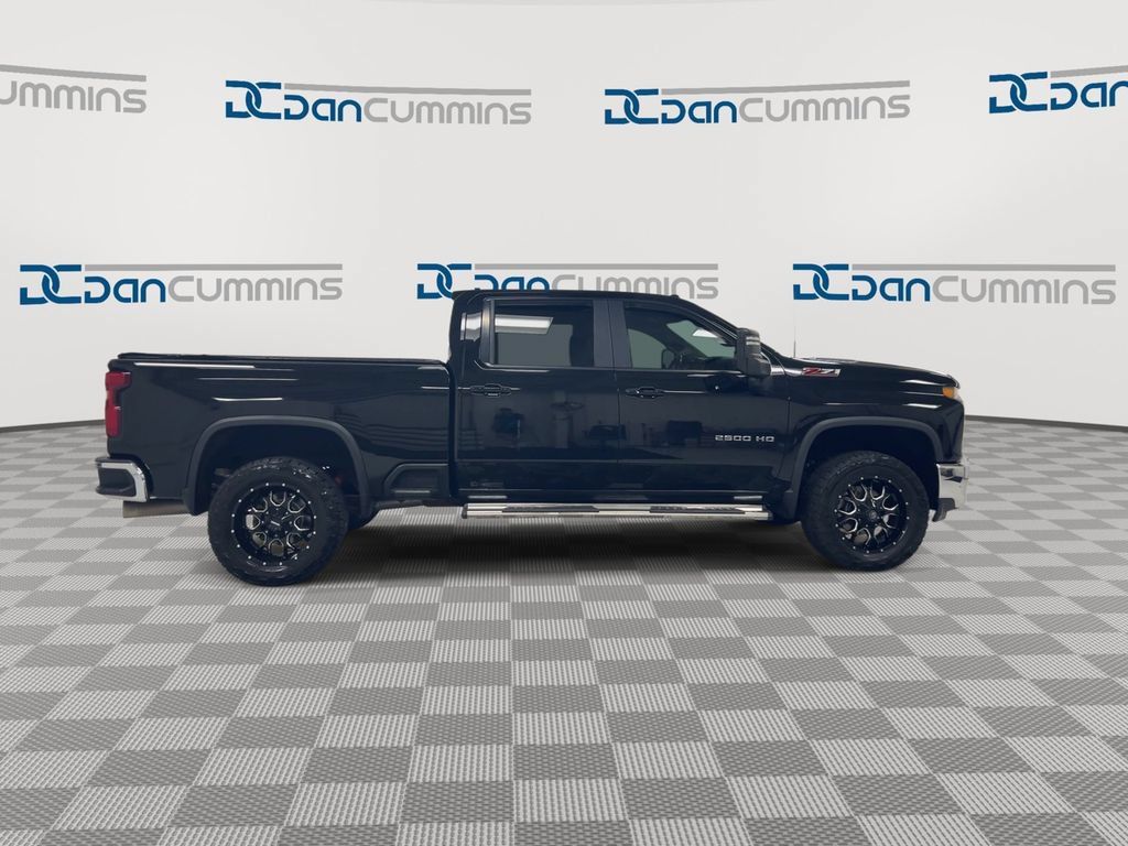 Used 2021 Chevrolet Silverado 2500 LT w/ All Star Edition AWD/4WD image 9