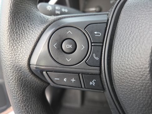 Certified 2025 Toyota Corolla LE image 26