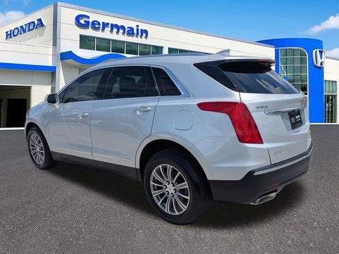 Used 2017 Cadillac XT5 Luxury AWD/4WD image 7