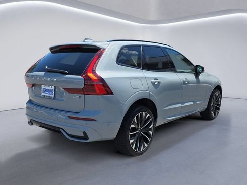 New 2026 Volvo XC60 B5 Ultra w/ Protection Package Premier AWD/4WD image 4