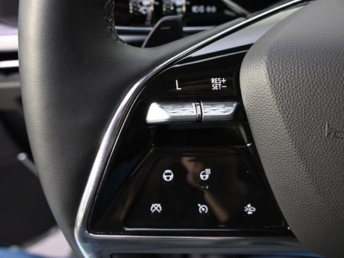 Used 2025 Cadillac Escalade Sport w/ Touring Package image 37