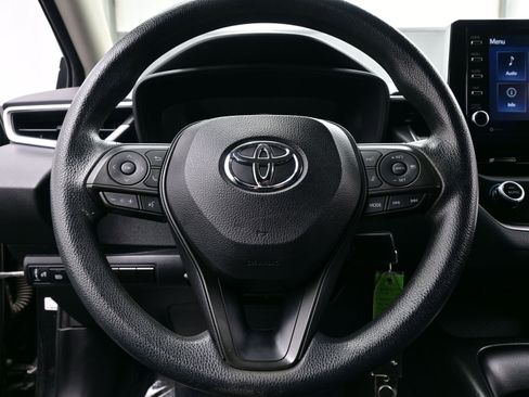 Used 2021 Toyota Corolla LE image 20