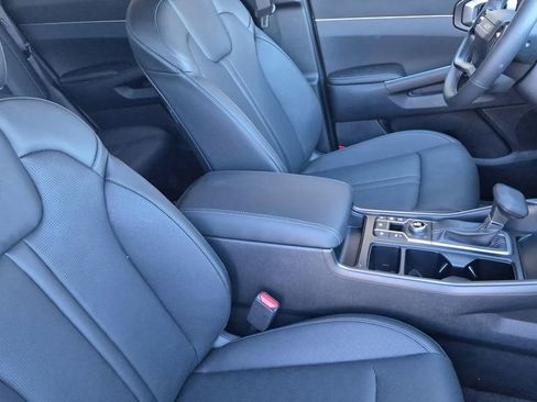 New 2026 Kia Sorento EX image 16