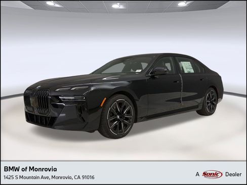 New 2026 BMW 740i w/ Premium Package image 1