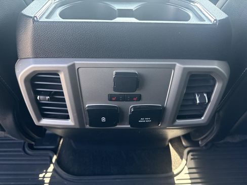 Used 2020 Ford F150 Lariat w/ Equipment Group 502A Luxury AWD/4WD image 16