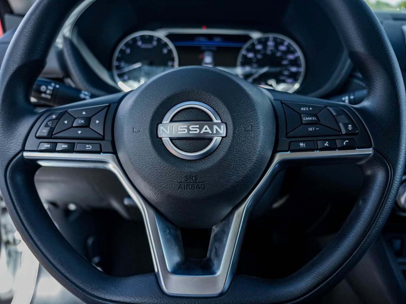 Used 2025 Nissan Sentra SV FWD image 11
