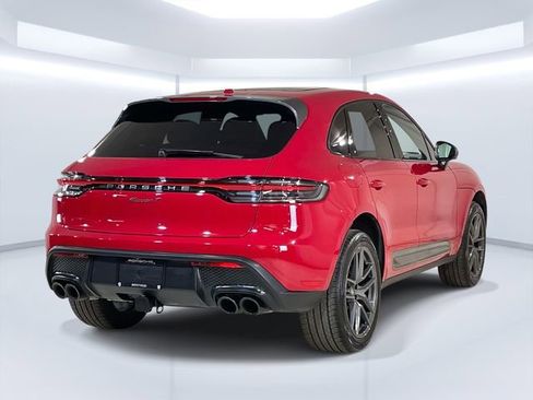 Certified 2025 Porsche Macan Turbo image 6