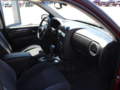 Used 2009 GMC Envoy SLE w/ Sun And Sound Package AWD/4WD image 13
