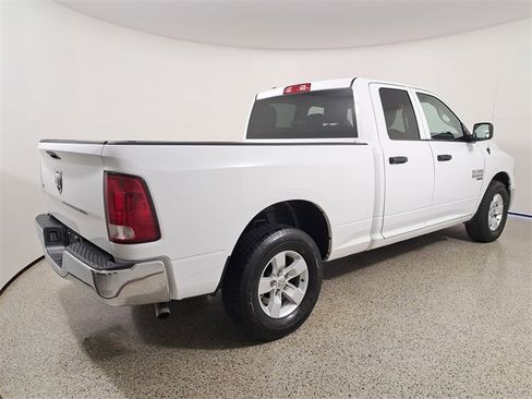 Used 2024 RAM 1500 Classic SLT image 5