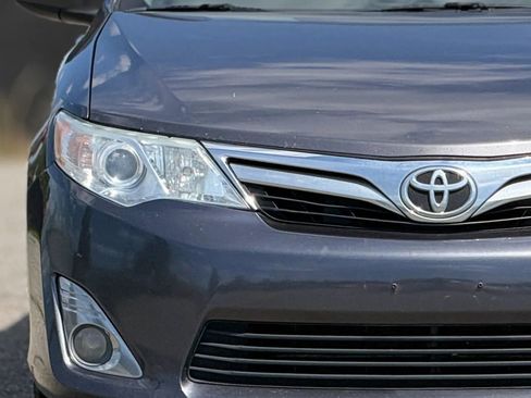 Used 2013 Toyota Camry XLE image 9