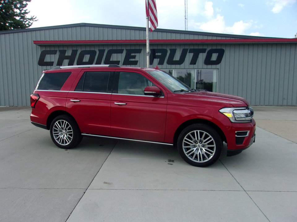 Used 2022 Ford Expedition Limited AWD/4WD image 2